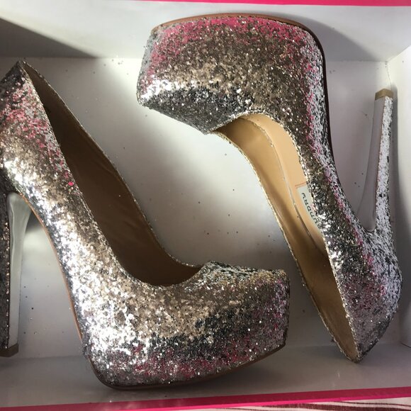 Chinese Laundry Kristin Cavallari 'Liberta' Silver Platform Stilletos size 7.5 - Picture 1 of 10